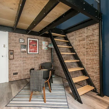 Mezzanine Near Monaco * Roquebrune-Cap-Martin
