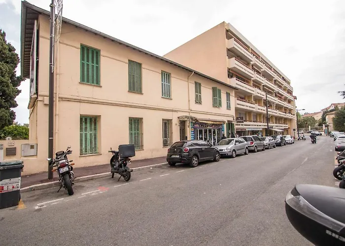 Apartment Mezzanine Near Monaco *